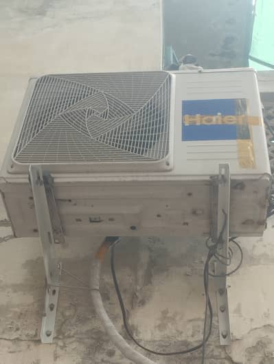 Split AC 1 Ton
