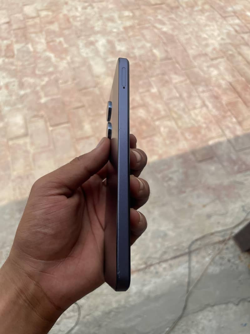 Realme Note 60 5