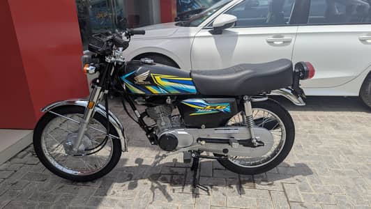 BIKE totel Geninun he. . . 03090398957 call num