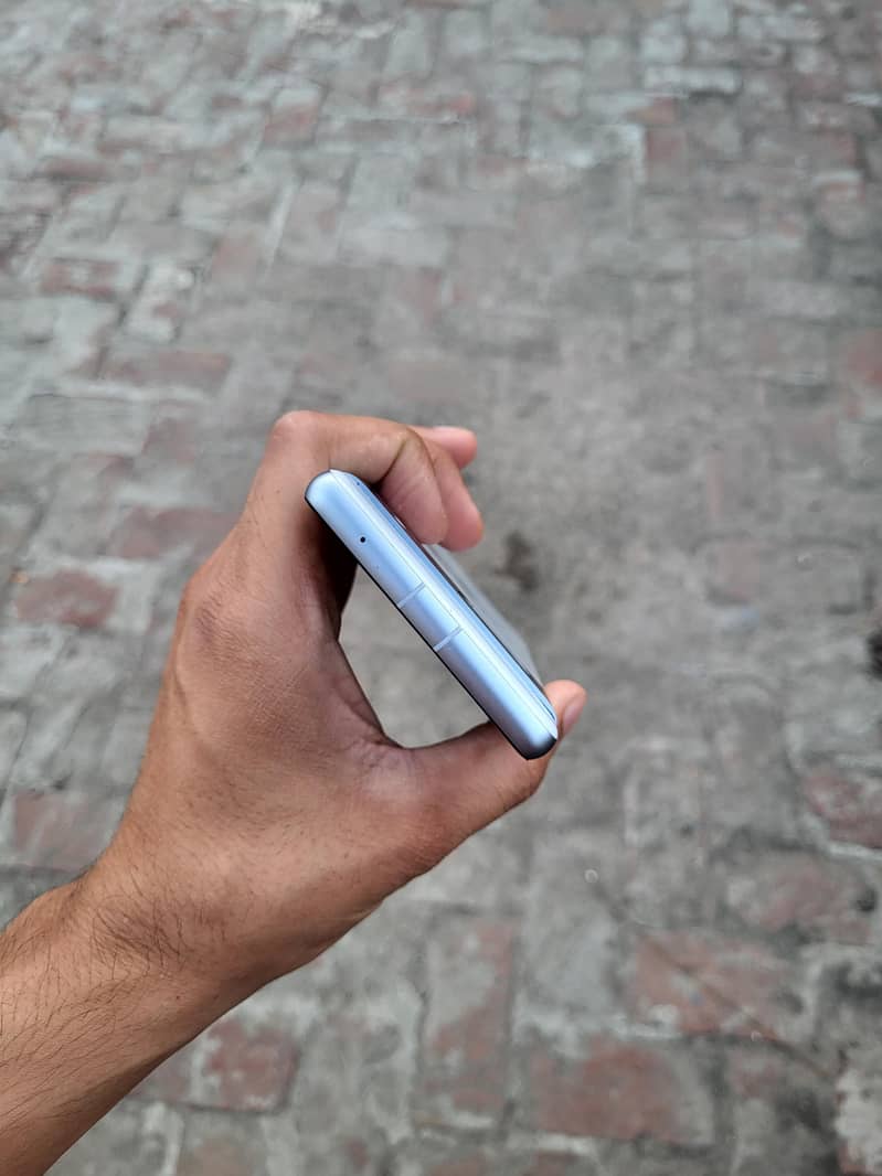 Google Pixel 7a 2
