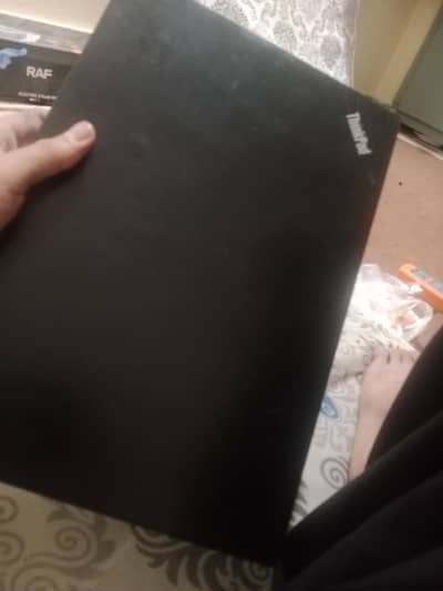Lenovo ThinkPad T460s | Core i7 (6th Gen) | 8GB RAM | 256GB NVMe SSD