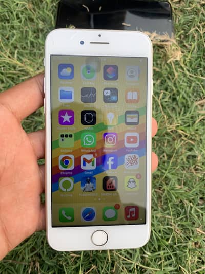 Apple iPhone 7