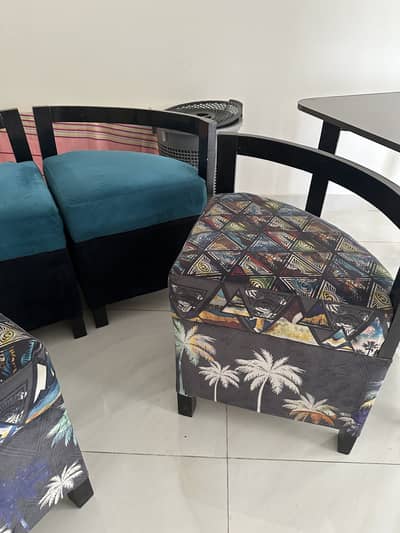 Italian shaped round chairs
