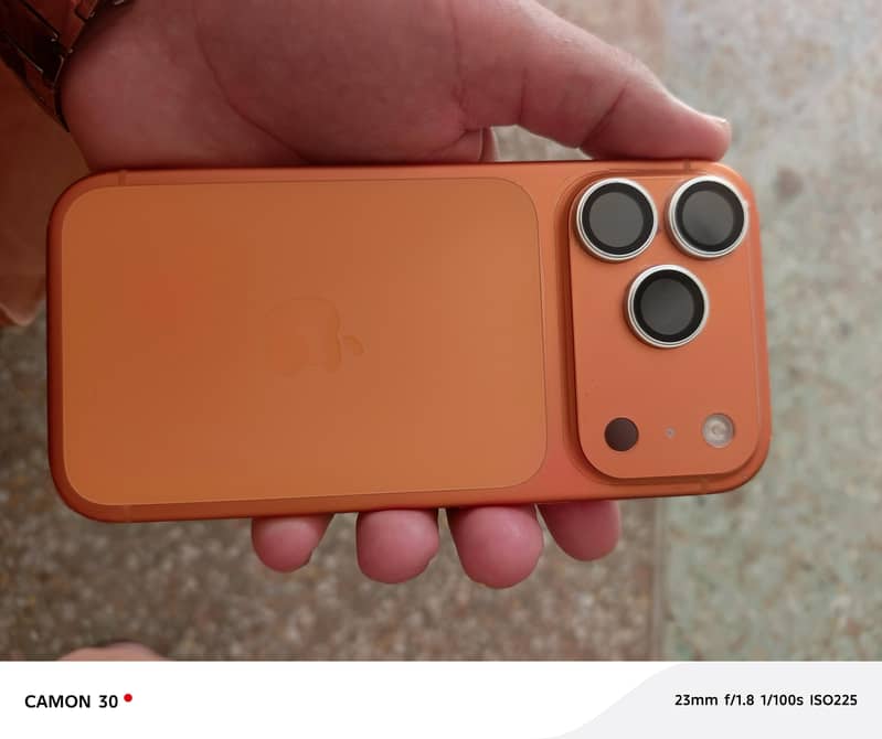 Apple iPhone 17 Pro 0