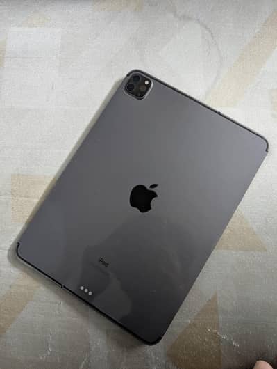 ipad pro 2020 128GB PUBG 120fps