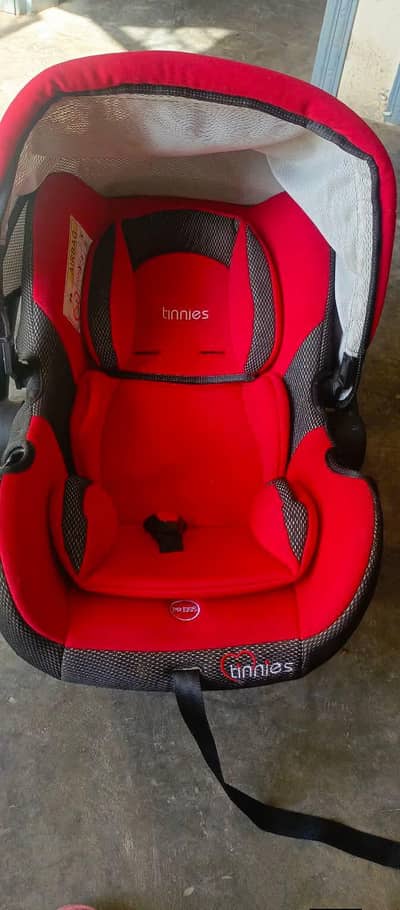 baby cot only 3 month used best quality
