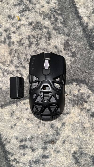 Razer viper signature edition (Black)