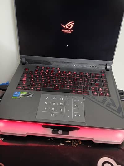 Asus ROG Strix G16( i7 13gen and rtx 4070)