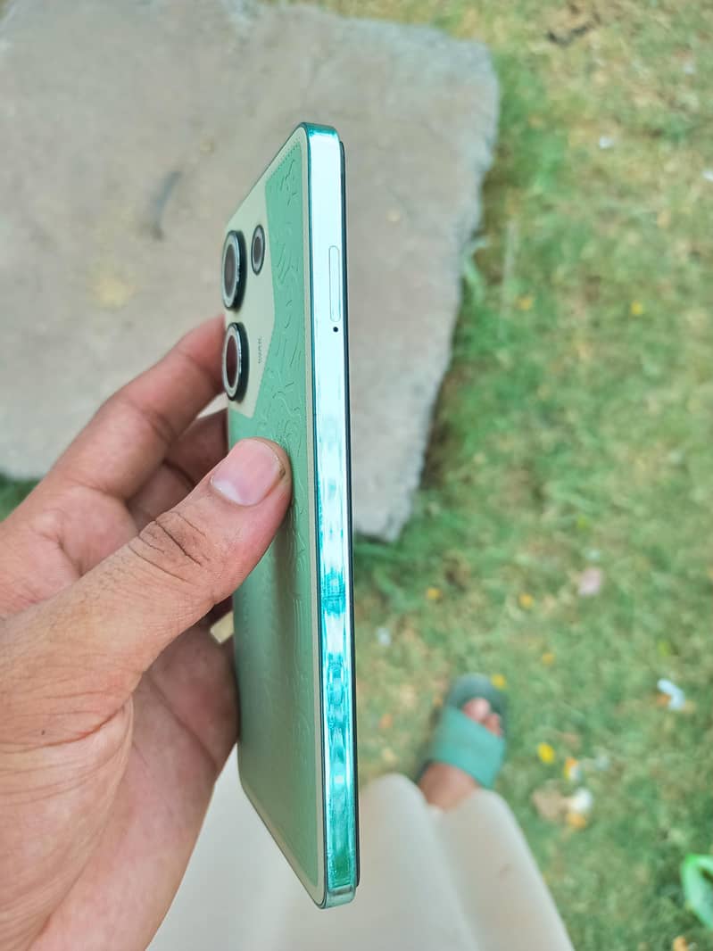 Tecno CAMON 20 2