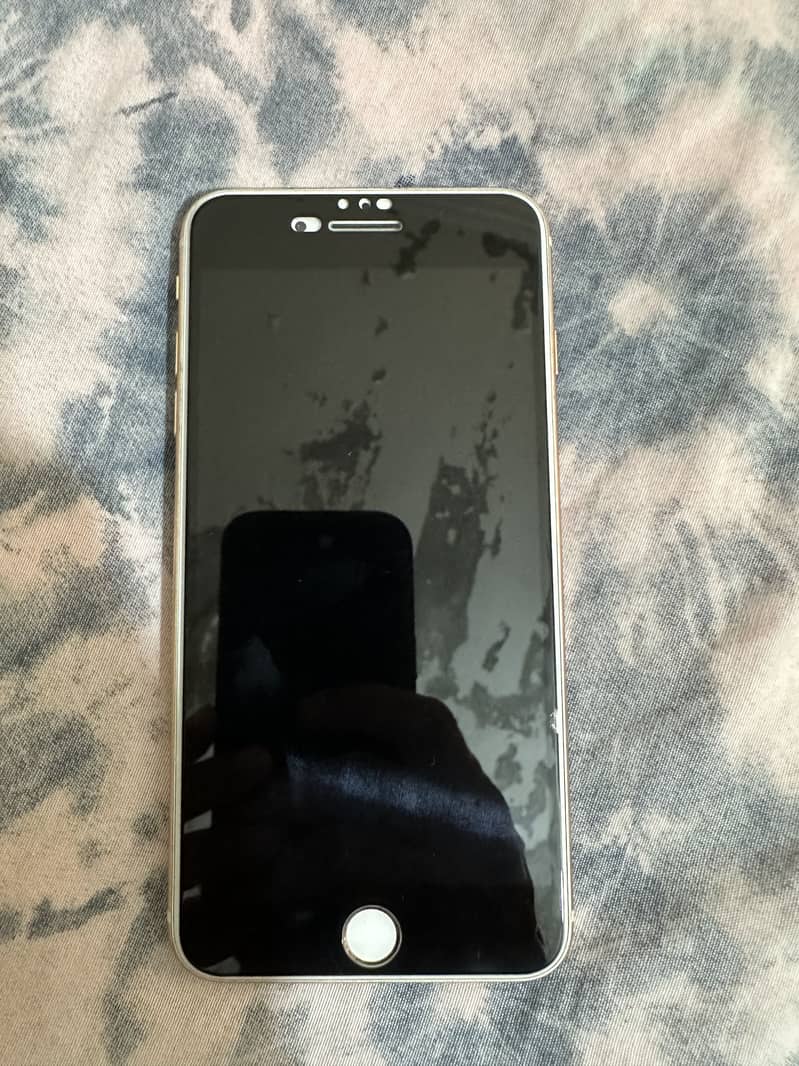 Apple iPhone 8 Plus 2