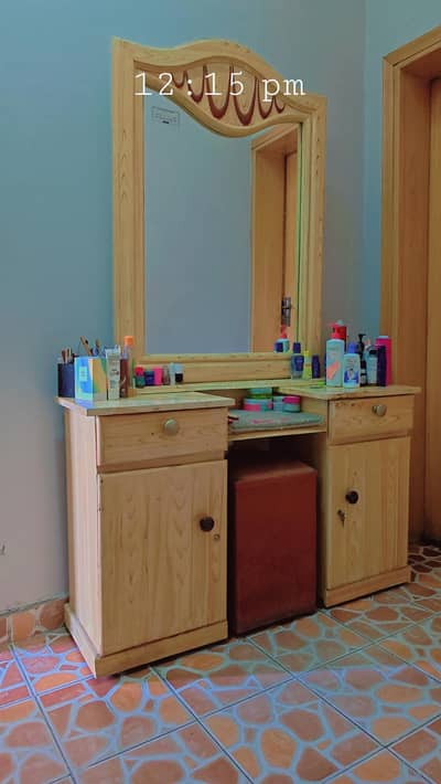 Dressing mirror with stole for sale