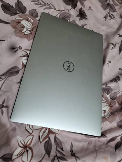 Dell XPS 9370 | Core i5 8th Gen | 8GB RAM | 256GB SSD