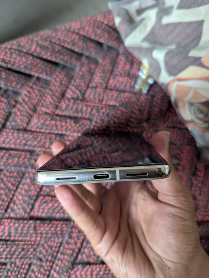 Google Pixel 7 Pro 6