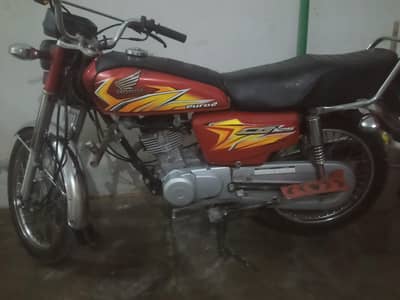 Honda CG 125 Euro II - Excellent condition, smooth ride, Maintained