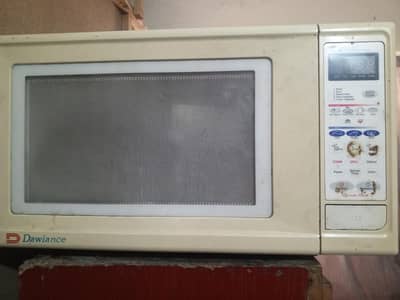 microwave oven