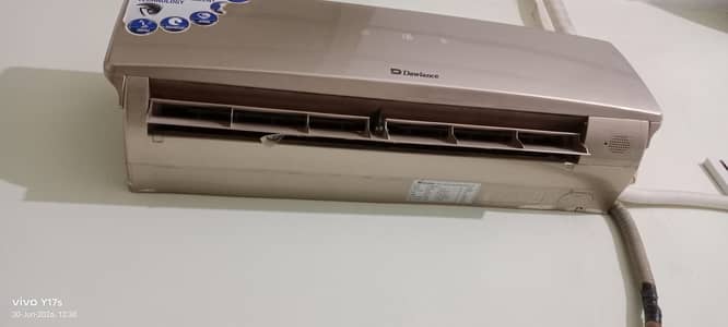 Dawlance 1 ton simple Ac for sale