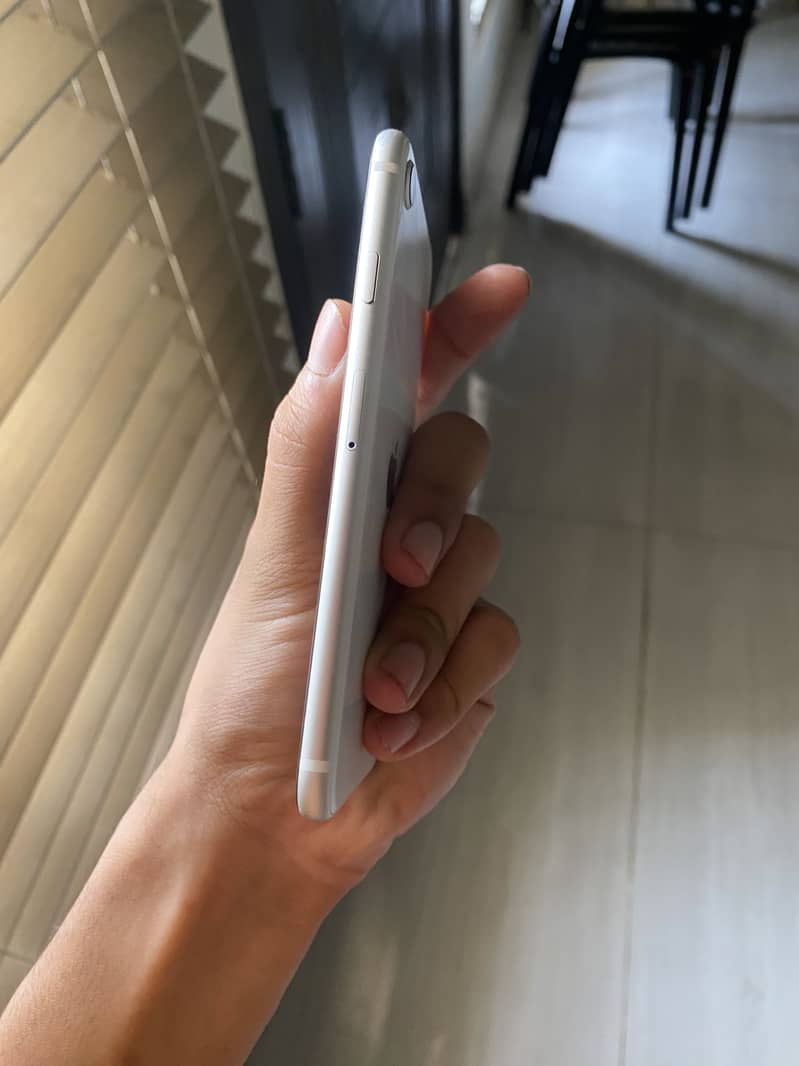 Apple iPhone SE 2