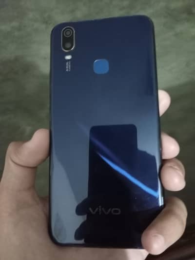 Vivo Y11 3/32GB  good condition for sale Whatsapp no: 03446196213
