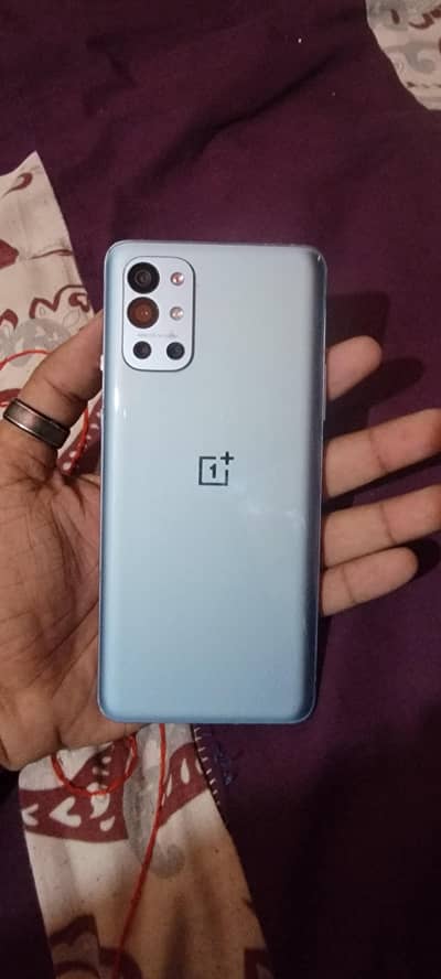 One Plus 9R