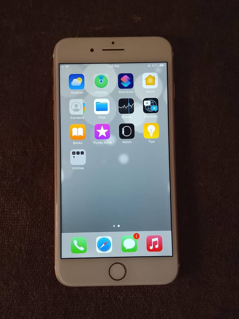 Apple iPhone 7 Plus 1