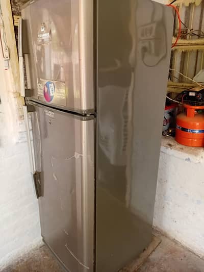 Dawlance Fridge Medium Size 100% OK Condition Not Repaired Guaranteed