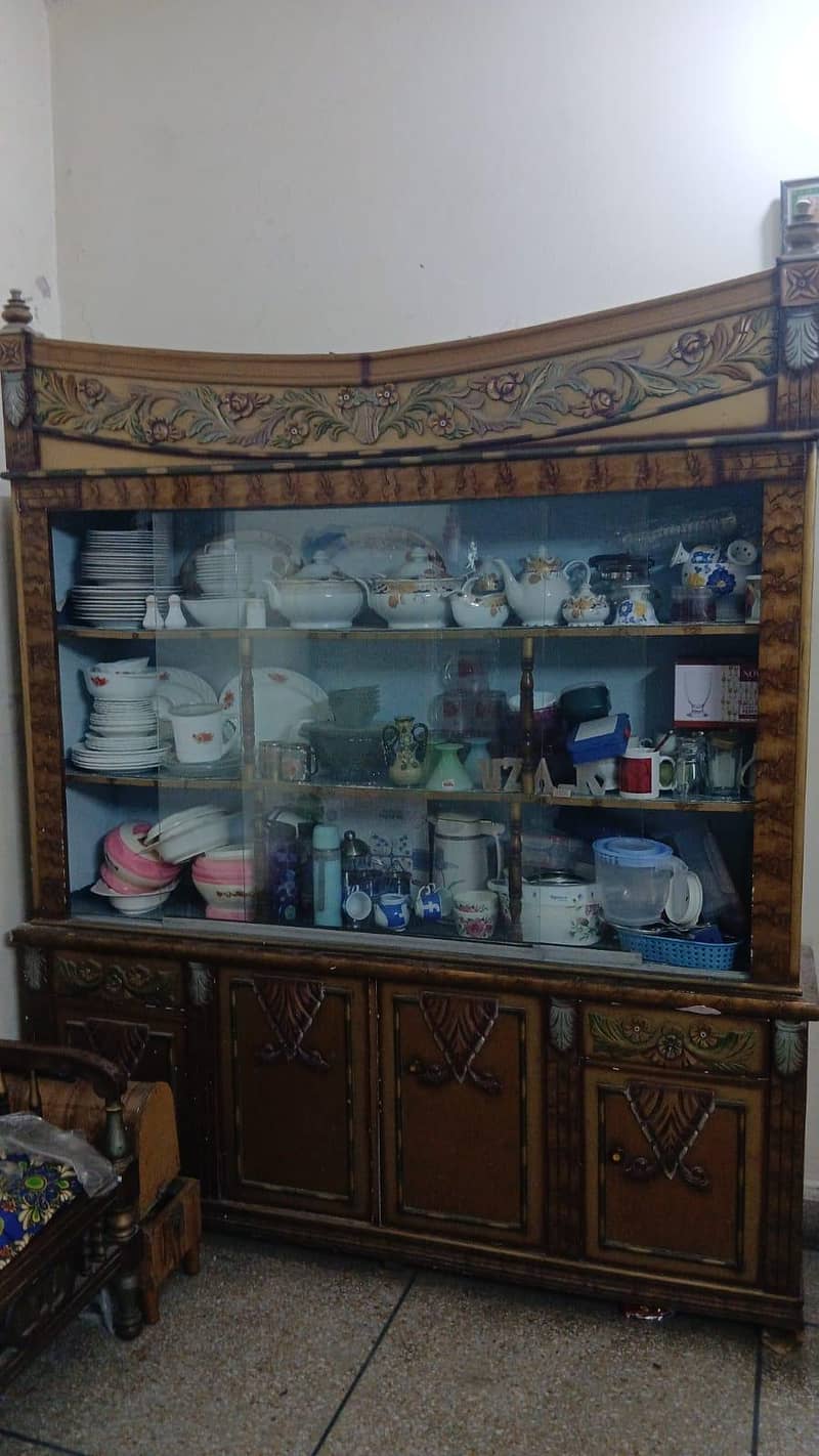 Bed, Dressing table, Showcase. Excellent Condition 2