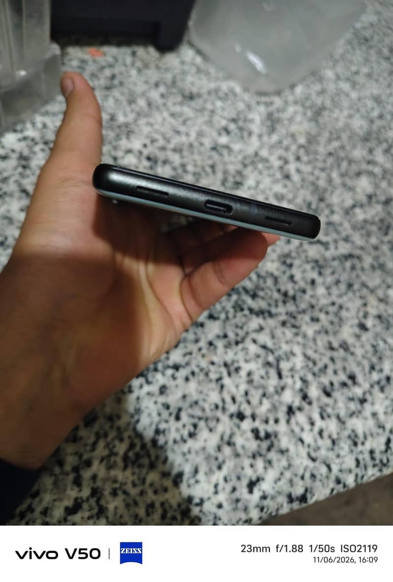 Google Pixel 6a 4