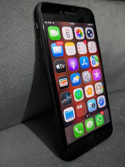 Apple iPhone SE