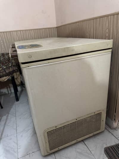 Dawlance Fridge+freezer 2 door