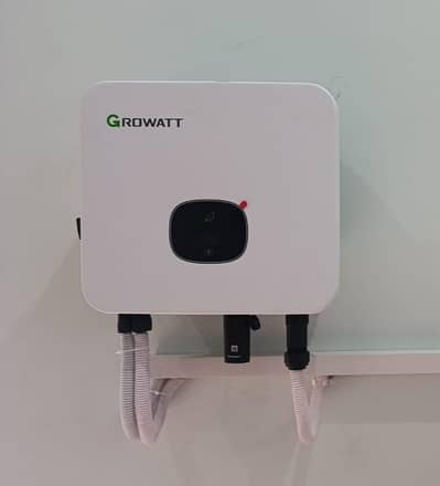 Growatt 10KW On-Grid Solar Inverter for Sale - Excellent Condition