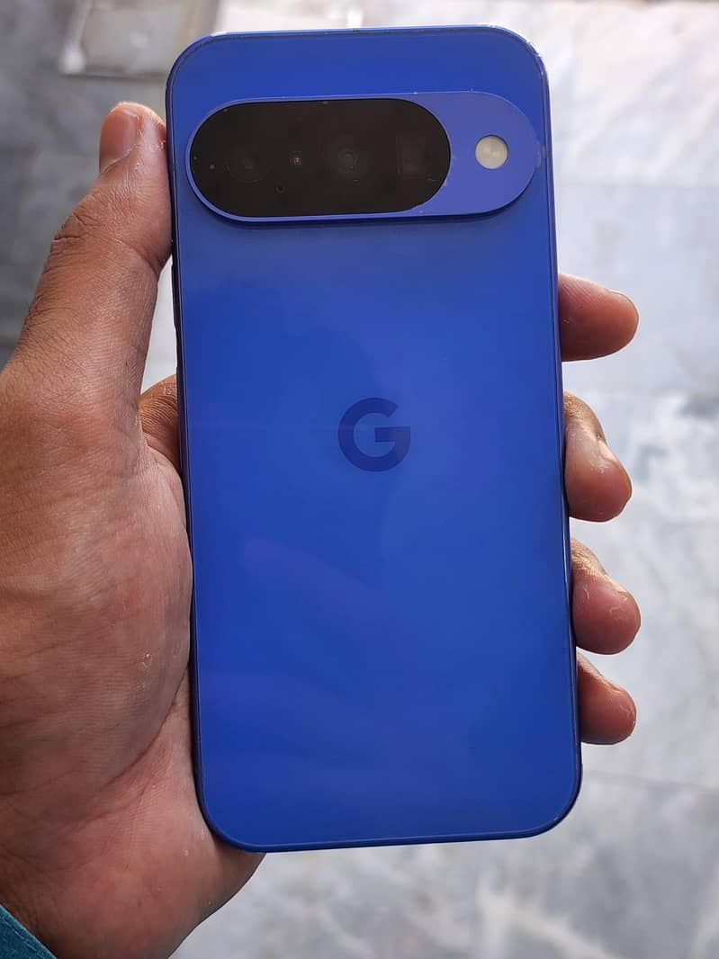 Google Pixel 10 5