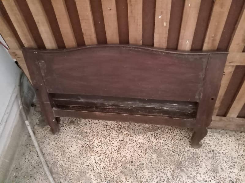Single Bed 1