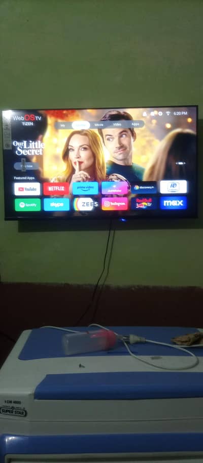 smart android led 43inch new condition urgent need money for sale