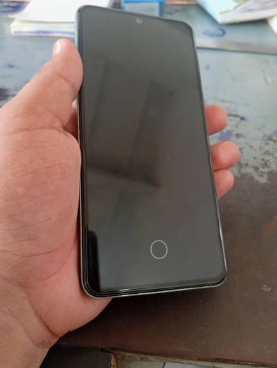 Vivo Y100 8/256 back as dismissed