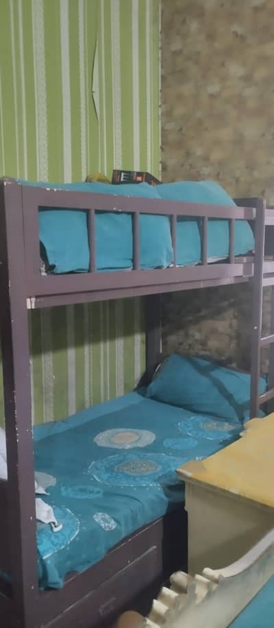 bunk bed in good condition for   kids