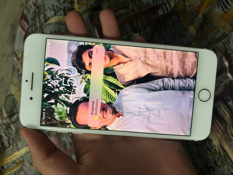 Apple iPhone 7 Plus 4