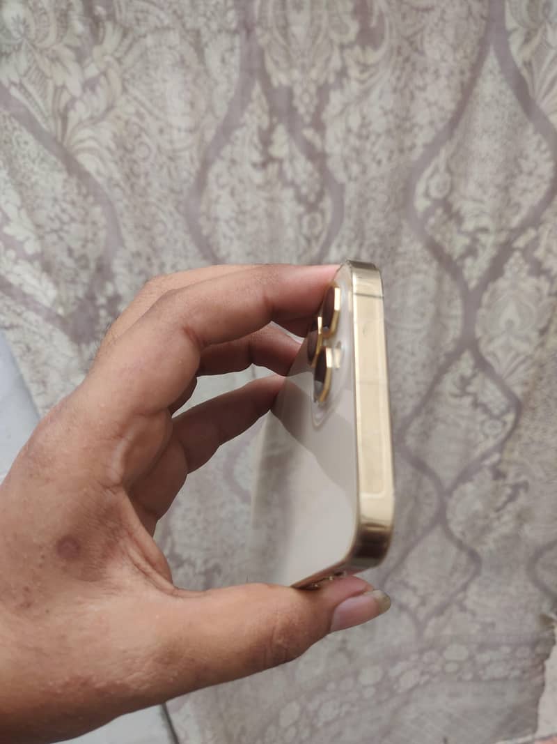 iPhone 12 Pro  exchange possible Upper Model 2