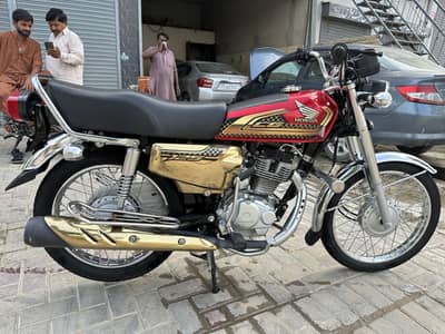 CG 125 Red Special Edition 2025 10/10