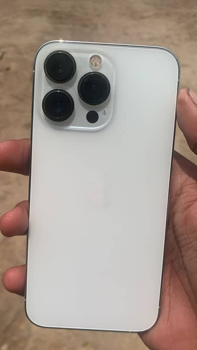 Apple iPhone 13 Pro