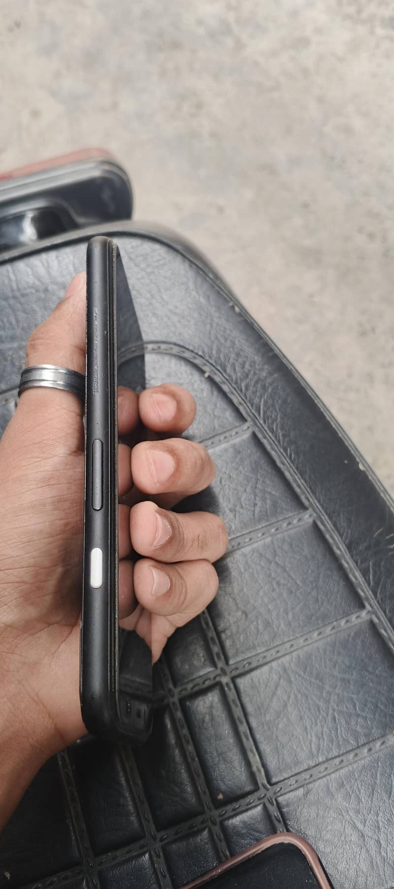 Google Pixel 4 3