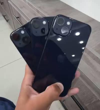 Apple iPhone 13
