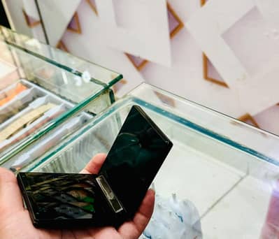 Itel Flip 1