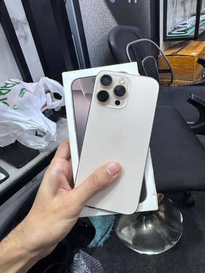 Apple iPhone 16 Pro Max