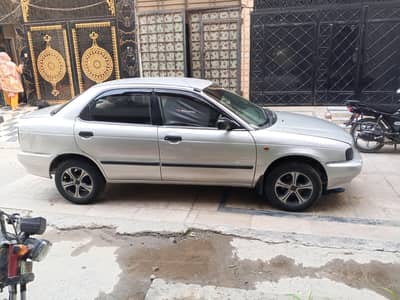 Suzuki Baleno 2001