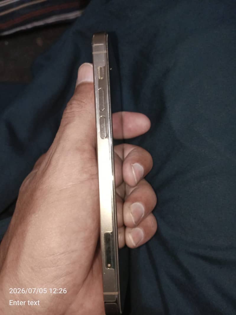 Iphone 12 pro 3