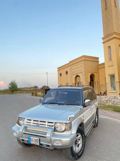 Mitsubishi Pajero 1995