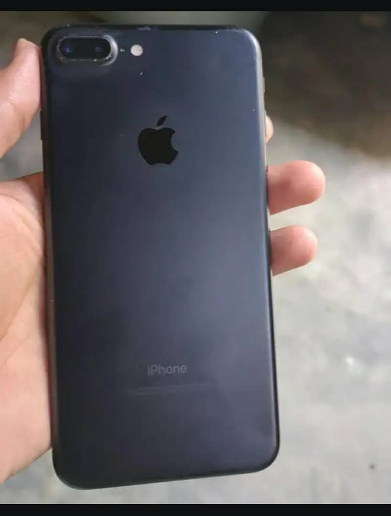 Apple iPhone 7 Plus 1