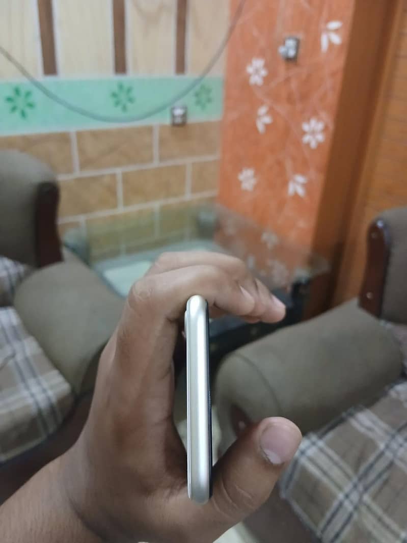 Apple iPhone SE 1