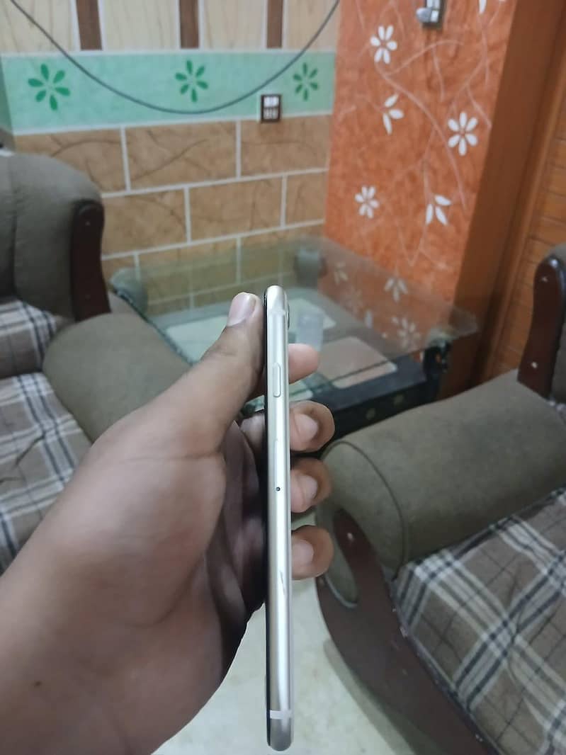 Apple iPhone SE 5