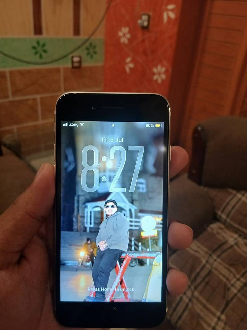 Apple iPhone SE 7